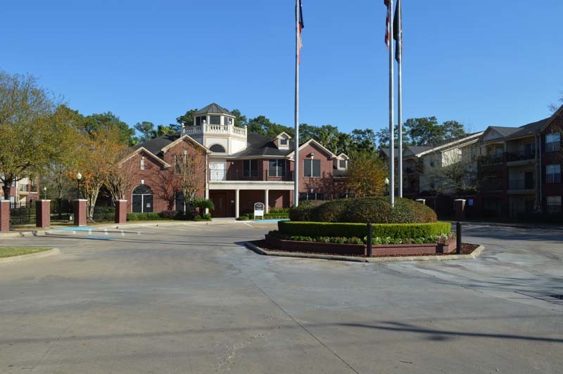 Primary Photo - Villas on Woodforest -60yrs & older community