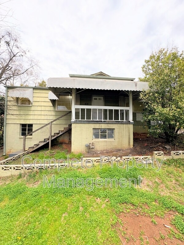 Building Photo - 7801 Vienna Ave