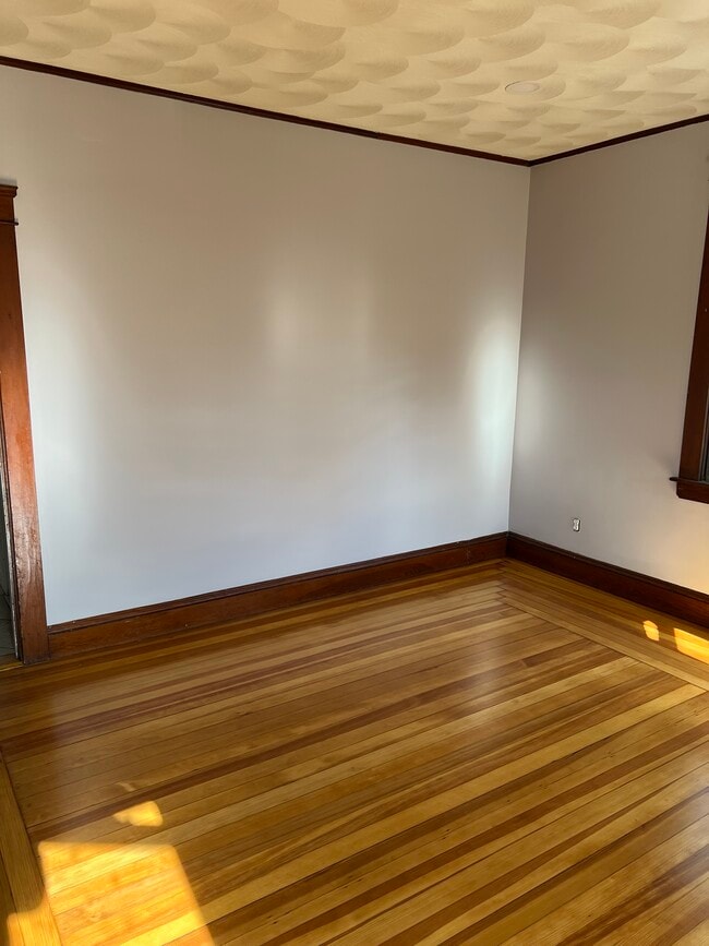 Bedroom 1 - 154 Maplewood Ave
