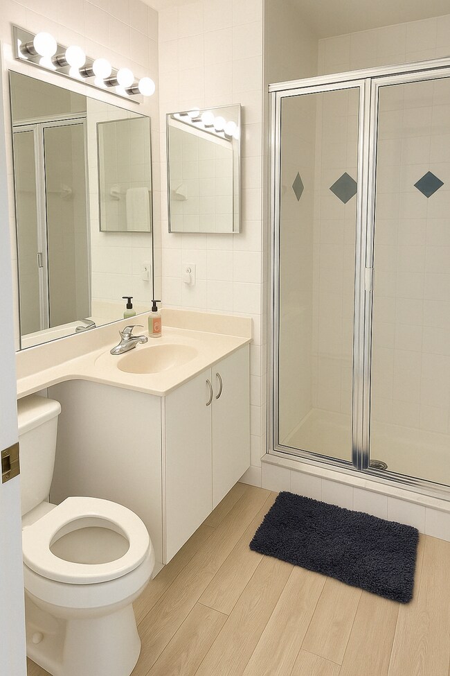 Foto del edificio - **2BEDS/2BATH***FAIRWAYS OF EMERALD GREENS...