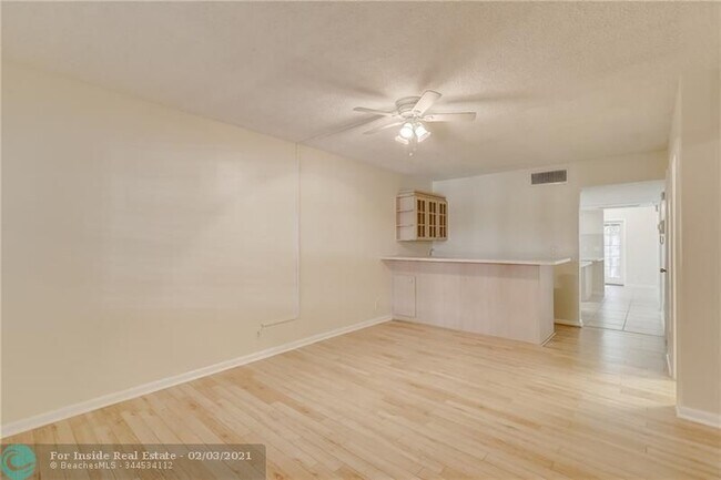 Foto del edificio - 917 NE 16th Ave