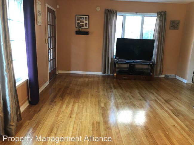 Building Photo - 3 br, 2 bath House - 416 Stafford Ave