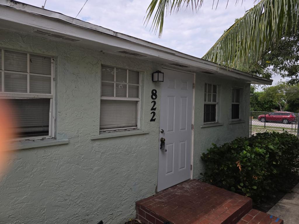 Foto principal - 822 9th St