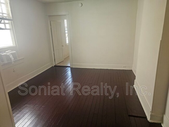 Foto del edificio - 3011 Iberville St
