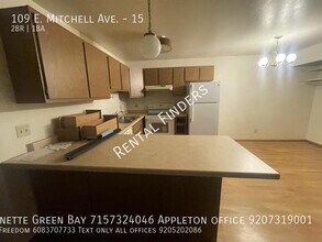 Building Photo - 109 E Mitchell Ave