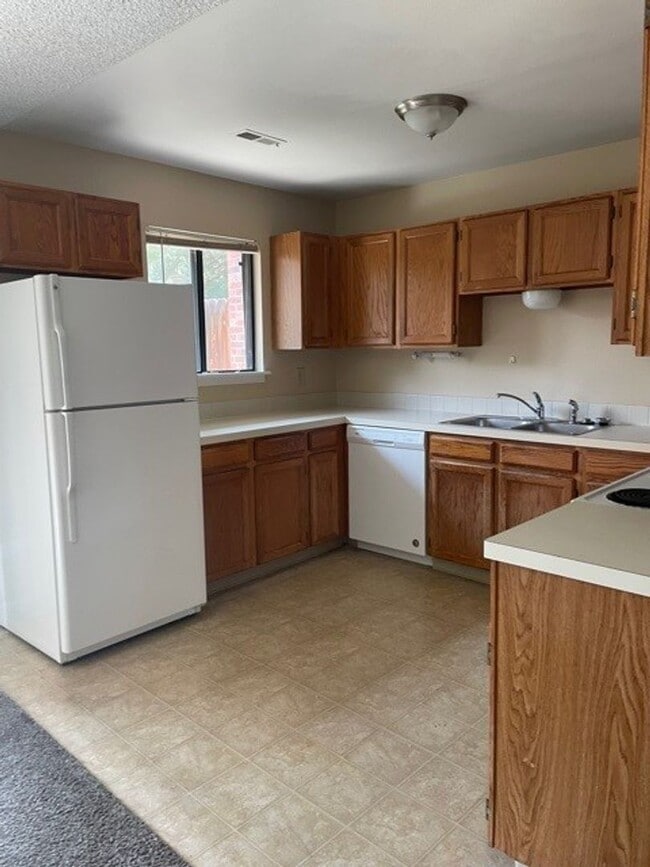 Photo - 3460 Colorado B-4 Apartment