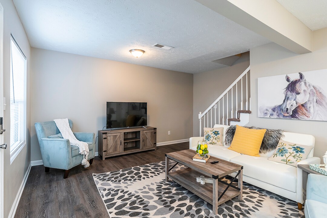 Foto principal - 393 Darby Creek Rd