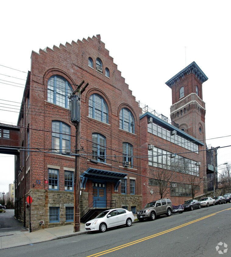 Foto principal - 52 Webster Ave