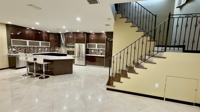 Foto del edificio - 1094 Redwood St