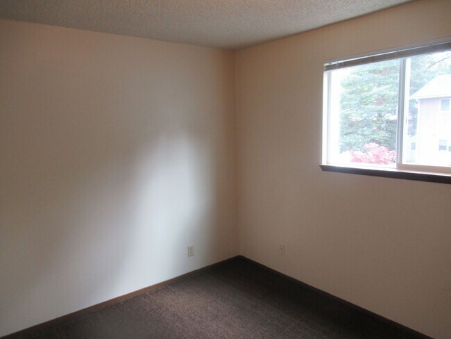 Foto del edificio - 3351 Willow Ct SE