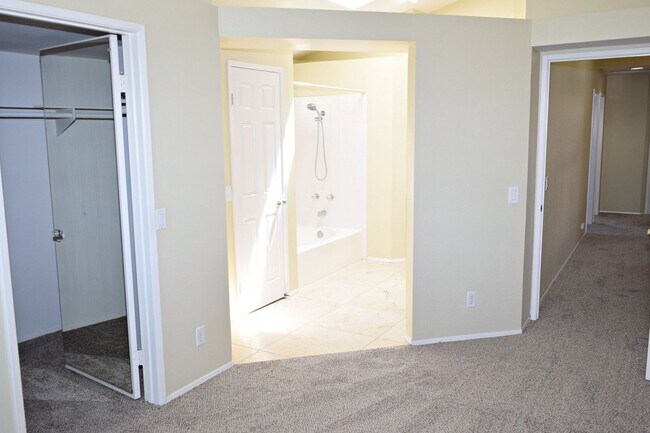Foto del edificio - 4BR 3BA Home in Rancho Penasquitos - Open ...