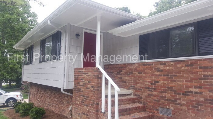 Primary Photo - 7543 Leemont Dr