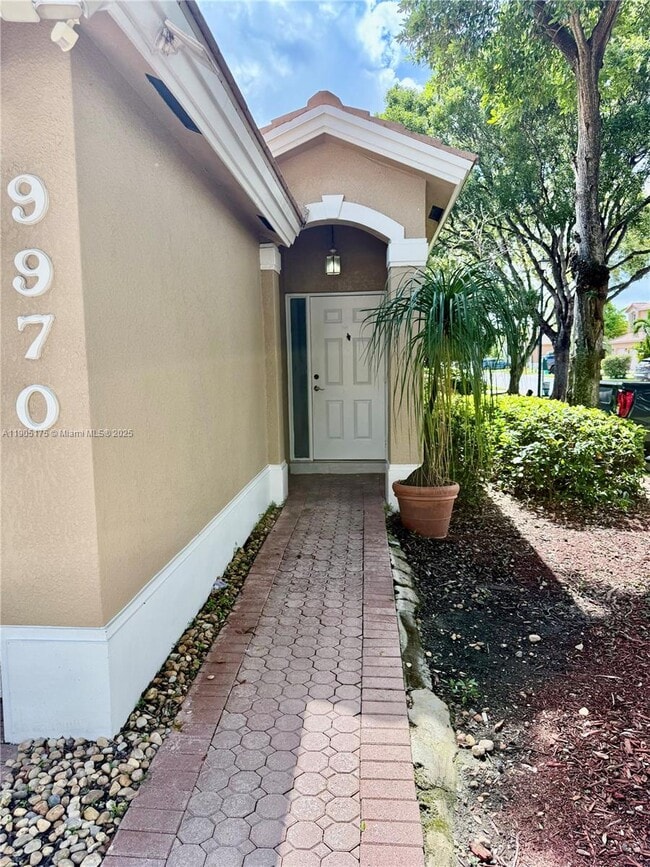 Foto del edificio - 9970 NW 32nd St