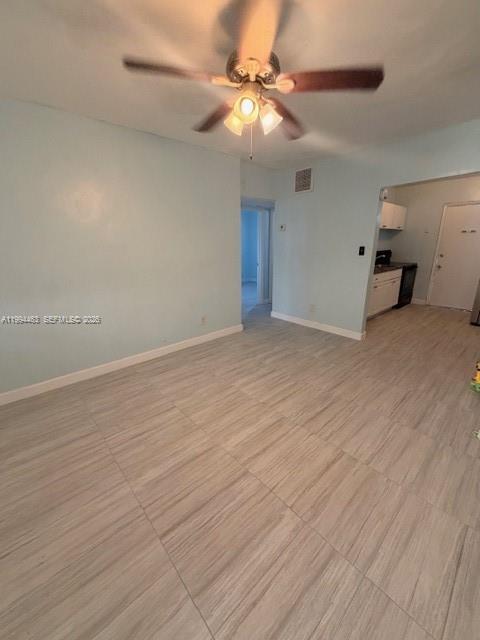 Foto del edificio - 5693 Fletcher St