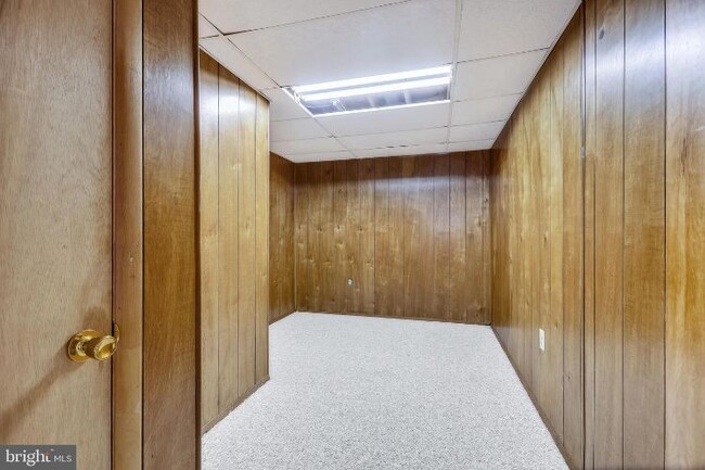 Building Photo - 7839 Muirfield Ct