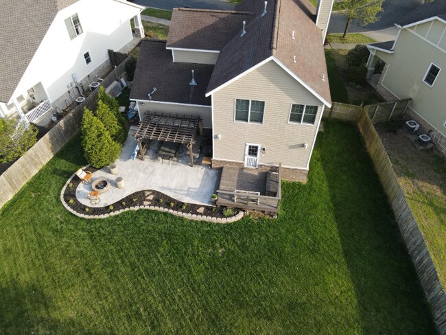 Building Photo - 1521 NE Dysart Woods Ln