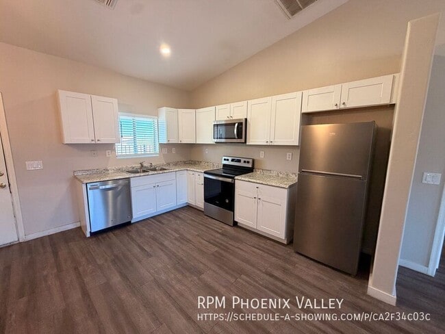 Building Photo - 5777 S Jacaranda Rd