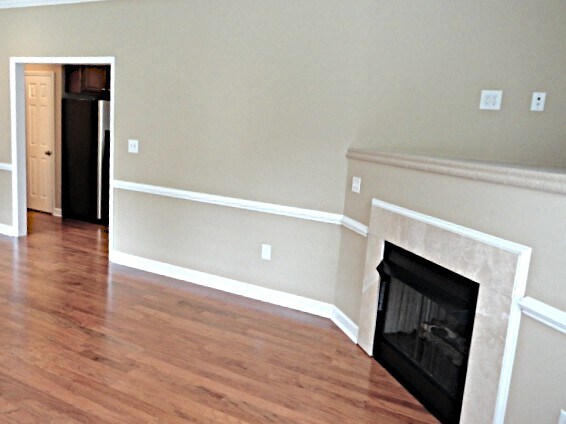 Foto del edificio - 3150 Glenshire Dr
