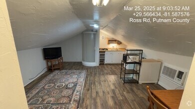 Building Photo - 110 Betsy Ross Pl