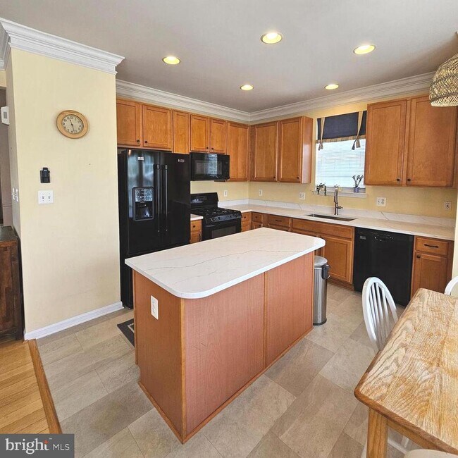 Foto del edificio - 42991 Chesterton St