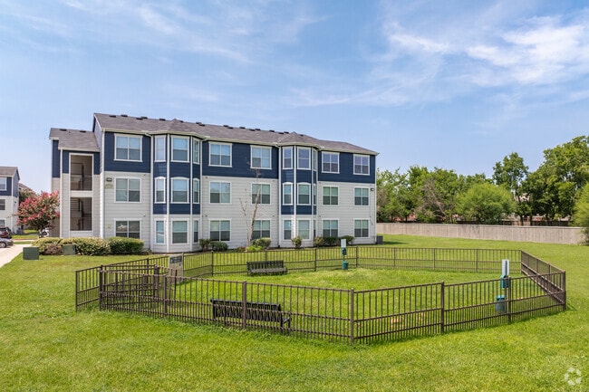 Dog Park - Towne West