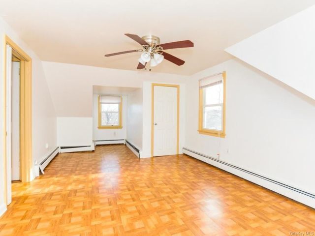 Building Photo - 304 Morsemere Ave