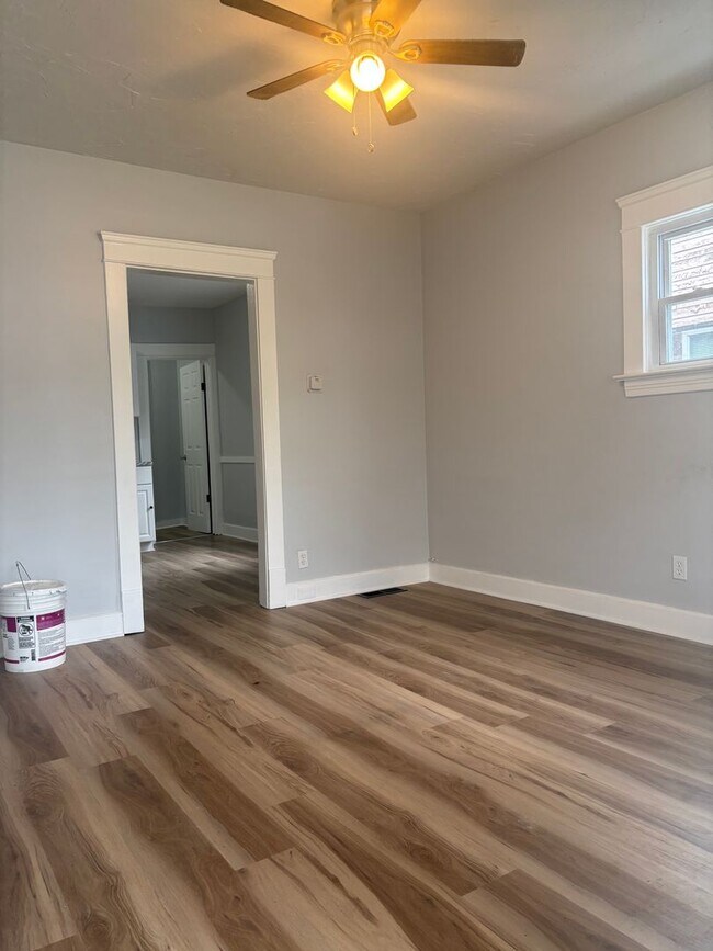 Foto del edificio - 12709 Parkhill Ave