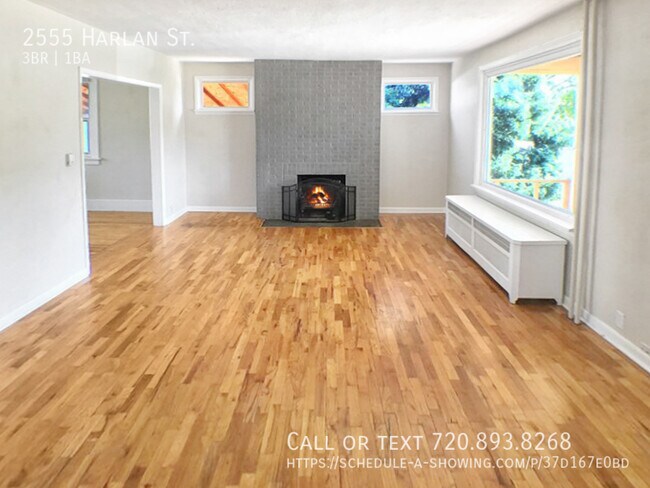 Foto del edificio - Charming 3 Bed, 1 Bath, Home in Edgewater,...
