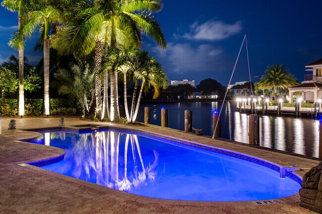 Building Photo - 632 3rd Key Dr