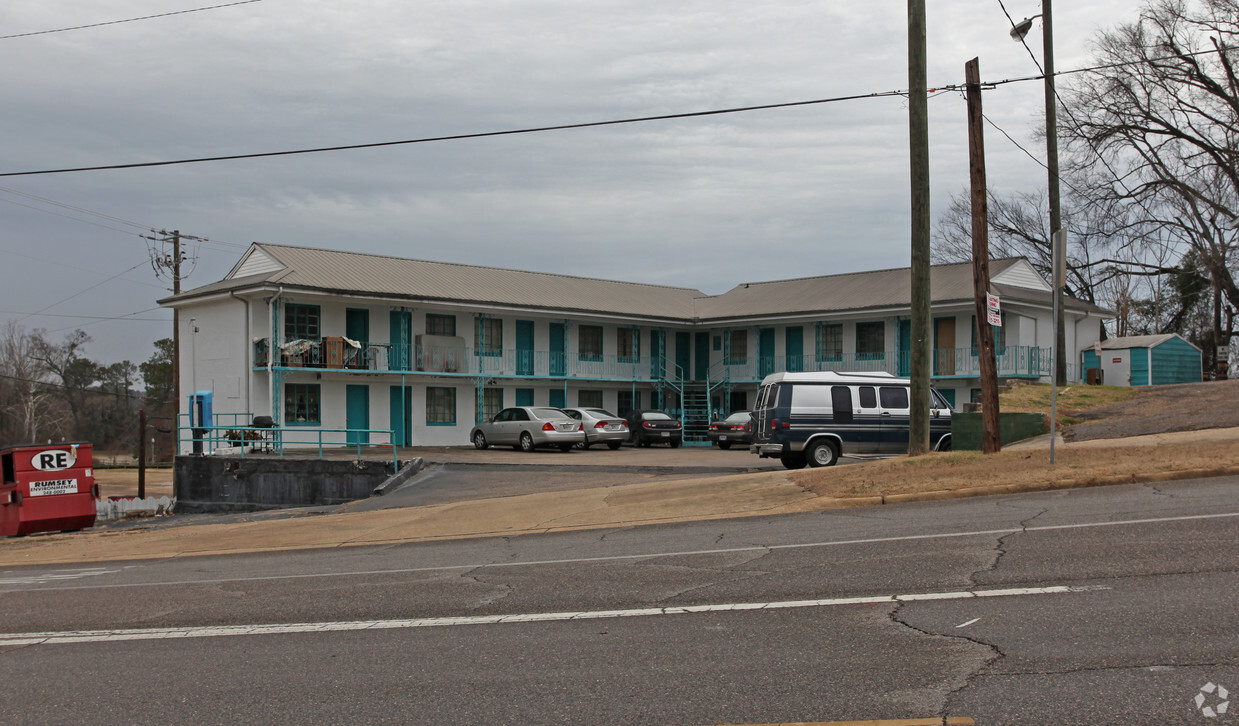 Primary Photo - River Hill Apartments