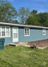 Building Photo - 226-226 N Birchwood Dr