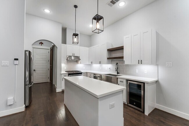 Foto del edificio - 113 Coronado St