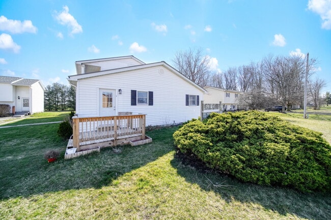 Building Photo - 405 Connor st