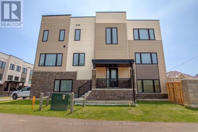 Building Photo - 1497 Purchase Pl