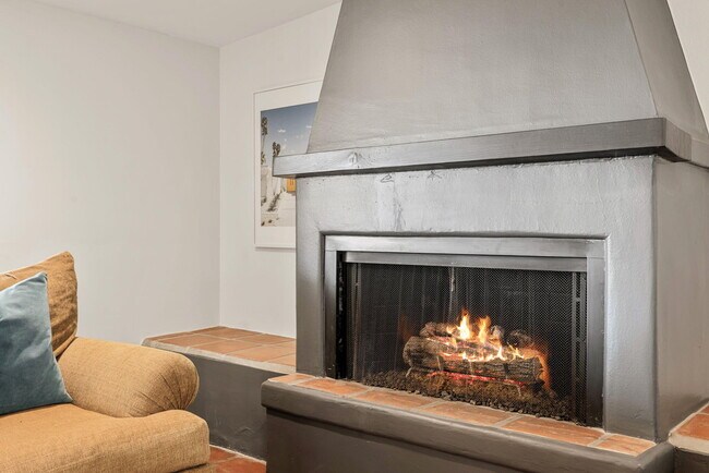 Foto del edificio - 46310 Shadow Mountain Dr