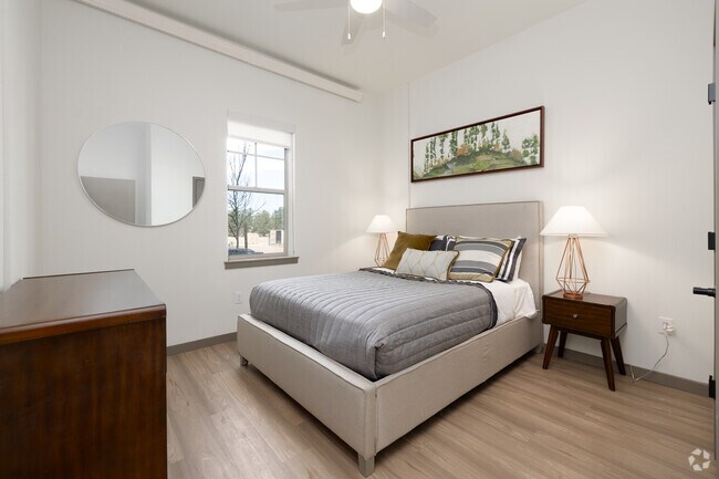 2 habitaciones, 1 baño - 733 pies cuadrados - Dormitorio principal - The Meadowmark Apartments