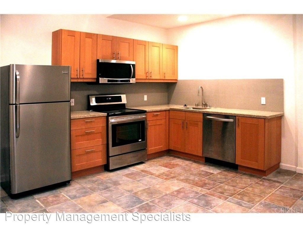 1 br 1 bath house   4477 ensenada drive los angeles ca primary photo