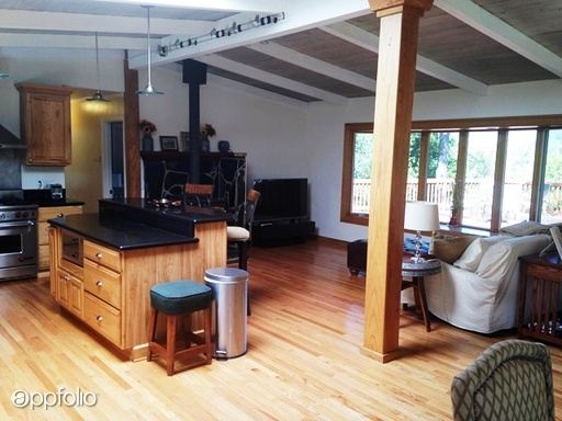 Foto del edificio - 23283 Summit Rd