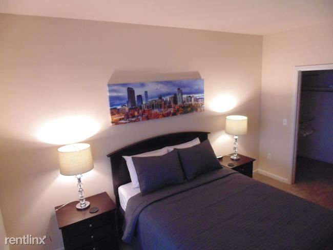 Foto del edificio - 2300 S Rock Creek Pkwy