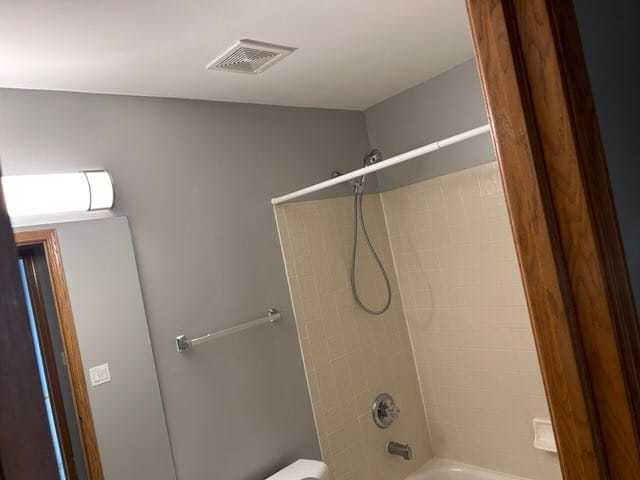 Foto del edificio - 2456 Frost Dr