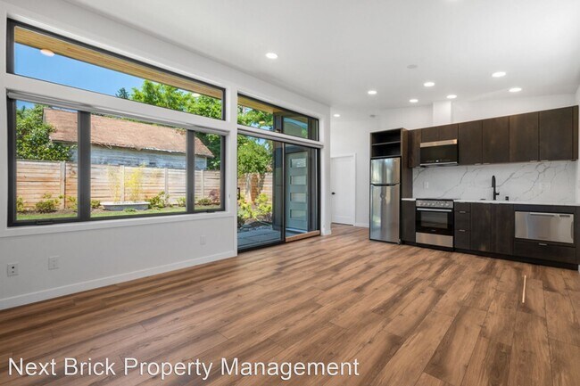 Foto del edificio - 1 br, 1 bath House - 3232 S Ferdinand St