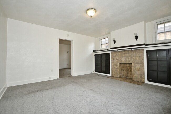 Building Photo - 1718 Montier St