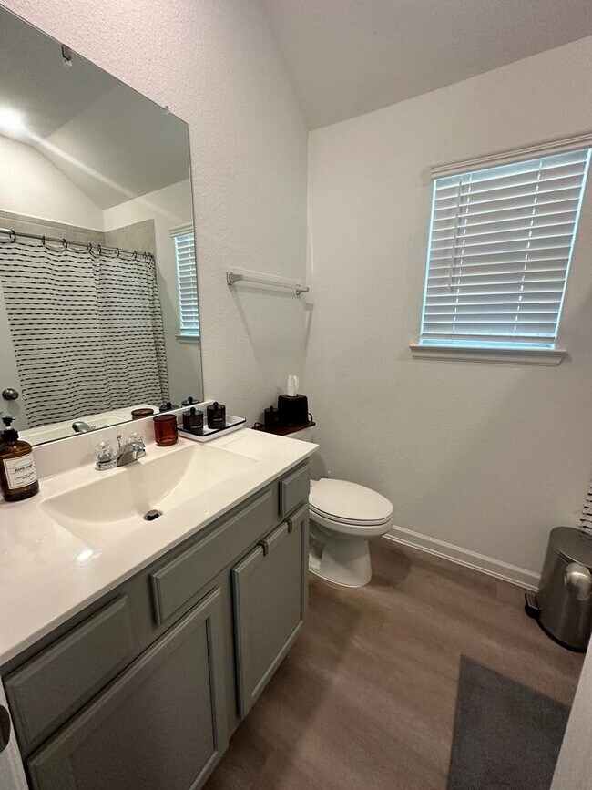 Building Photo - 25406 Rustic Sq Trce