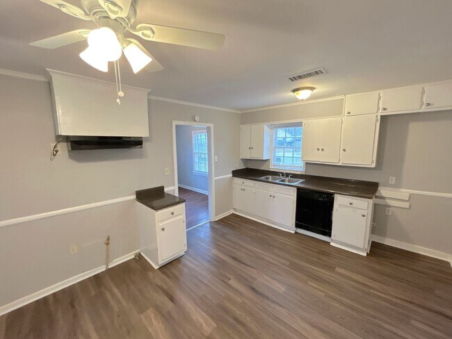 Foto del edificio - 1115 Echles St