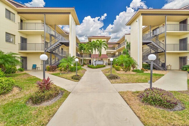 Foto del edificio - SHORT TERM - 2/2 Cinnamon Cove Furnished C...