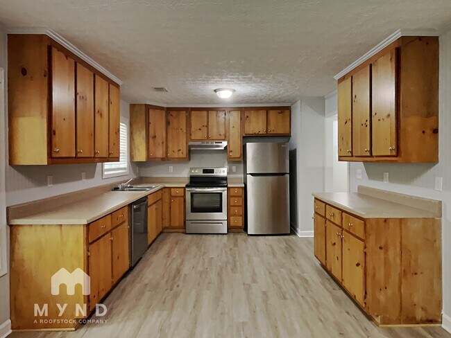 Building Photo - 8899 Dorsey Rd