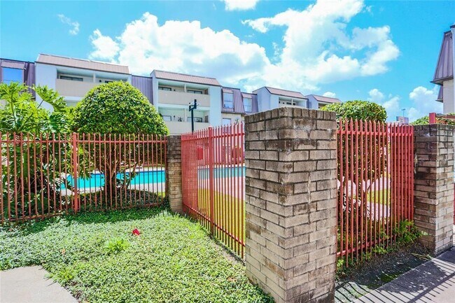 Foto del edificio - 8423 Hearth Dr