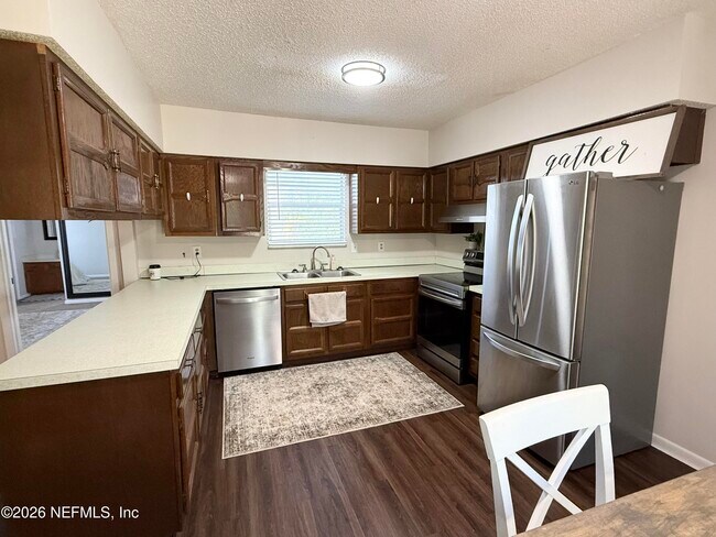 Foto del edificio - 845 SW Pecan St