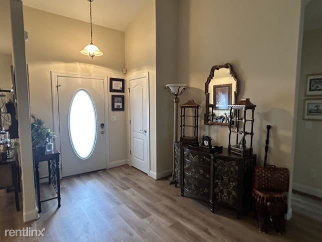 Building Photo - 3 br, 2 bath House - 302 Commonwealth Circle