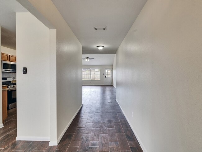 Building Photo - 10814 Bradford Way Dr